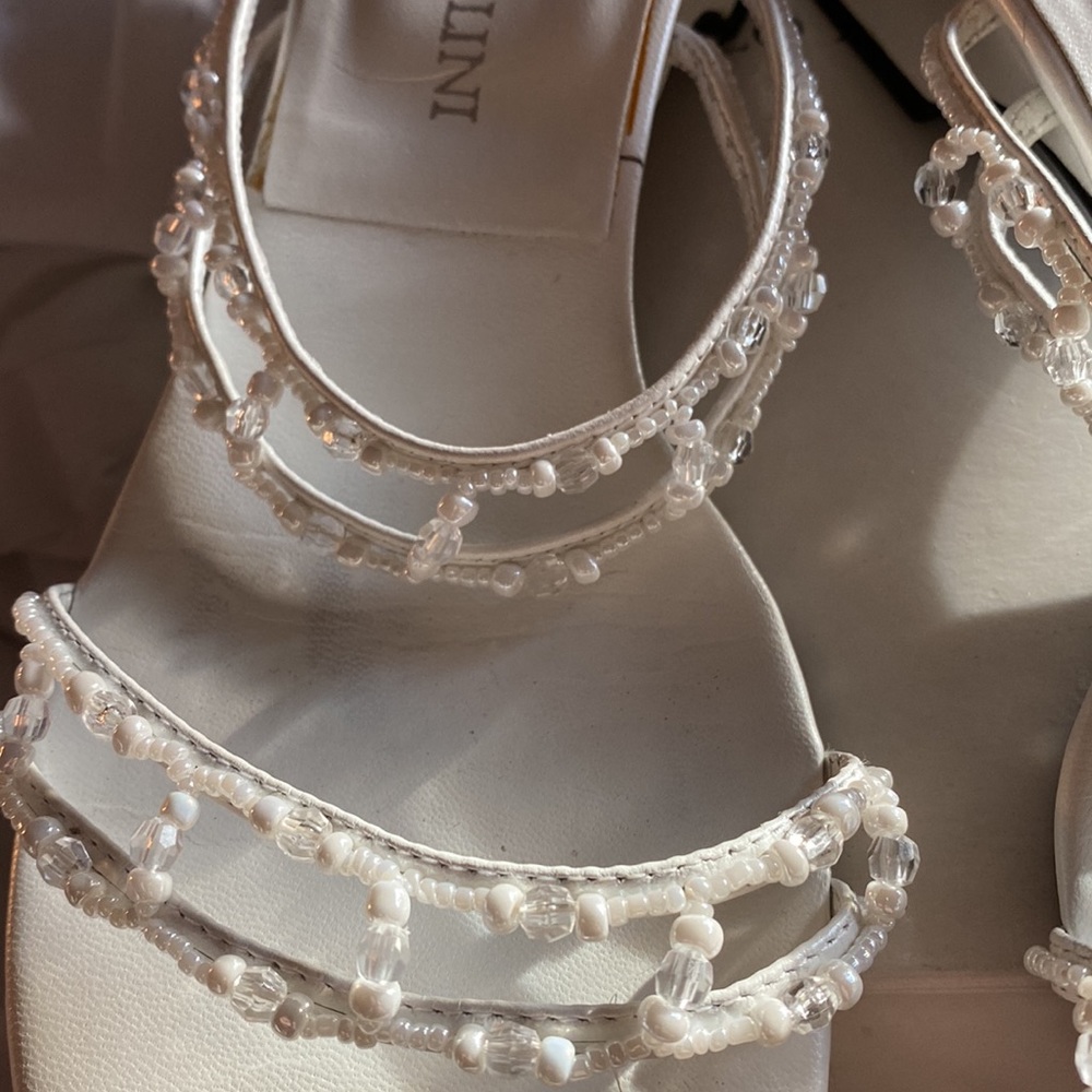 White Beaded slip on Elegant Enzo Angiolini - Picture 2 of 7